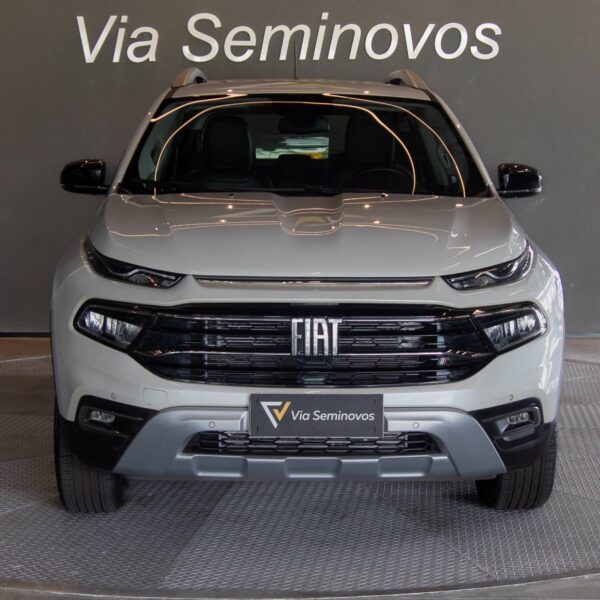 Toro Volcano 2.0 16V 4x4 TB Diesel Aut. - Image 2