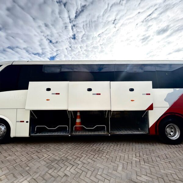 M.BENZ/NEOBUS ROAD R - Image 4