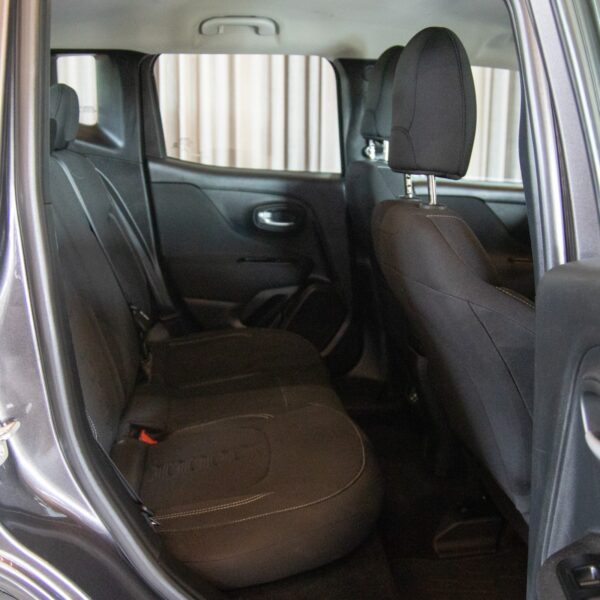 Renegade Sport T270 1.3 TB 4x2 Flex Aut. - Image 14